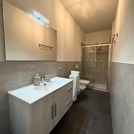 Bilocale Con Terrazzo E Garage In Centro Bérgamo
