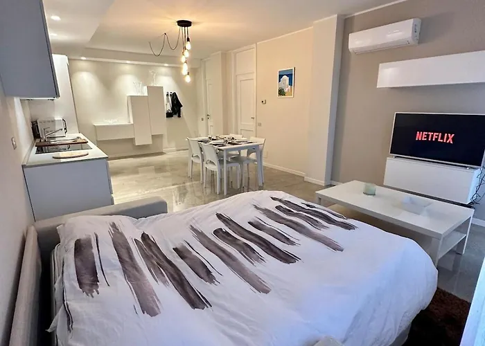 アパート Centro - Via Tasso 50 ベルガモ